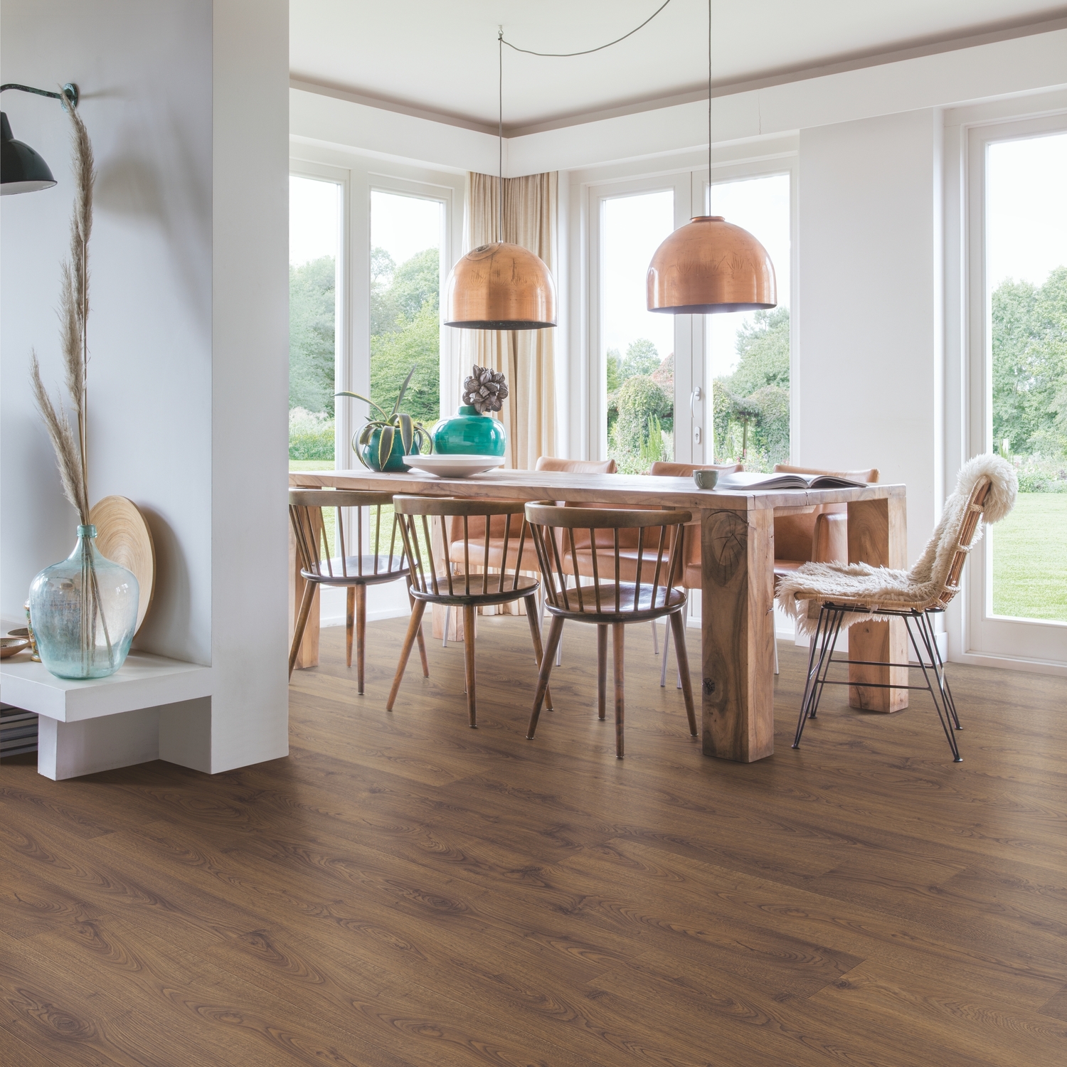 картинка Quick-Step Classic Plus Hydro CLH 4091 Дуб горный коричневый от магазина Дока